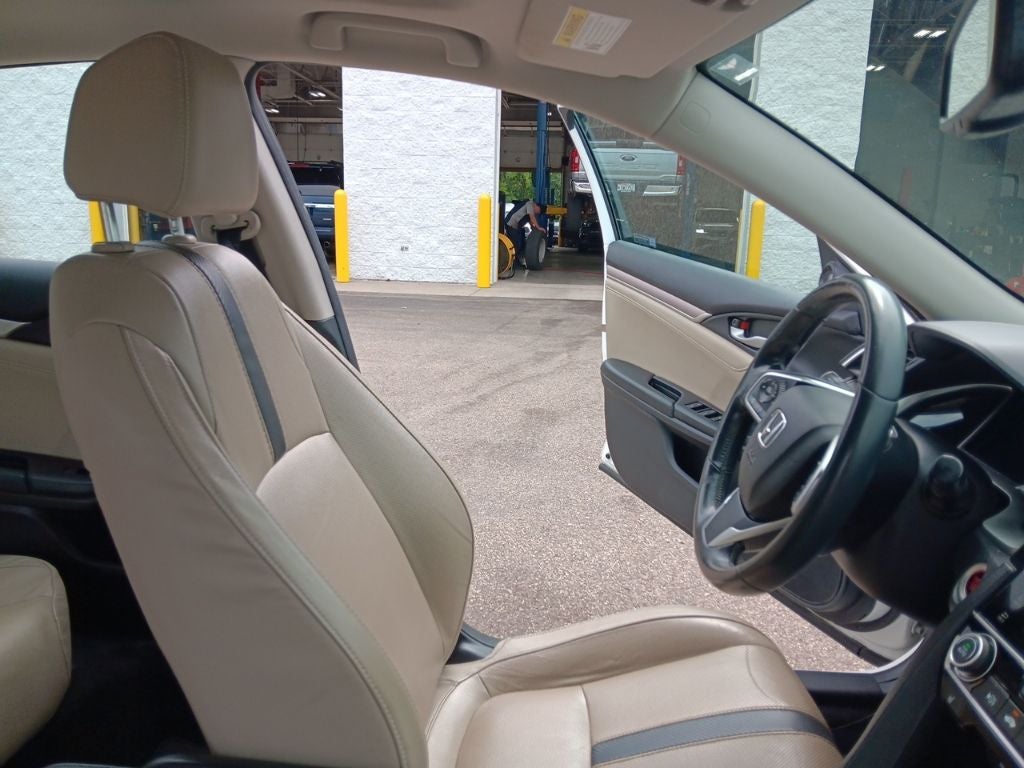 2017 Honda Civic Touring