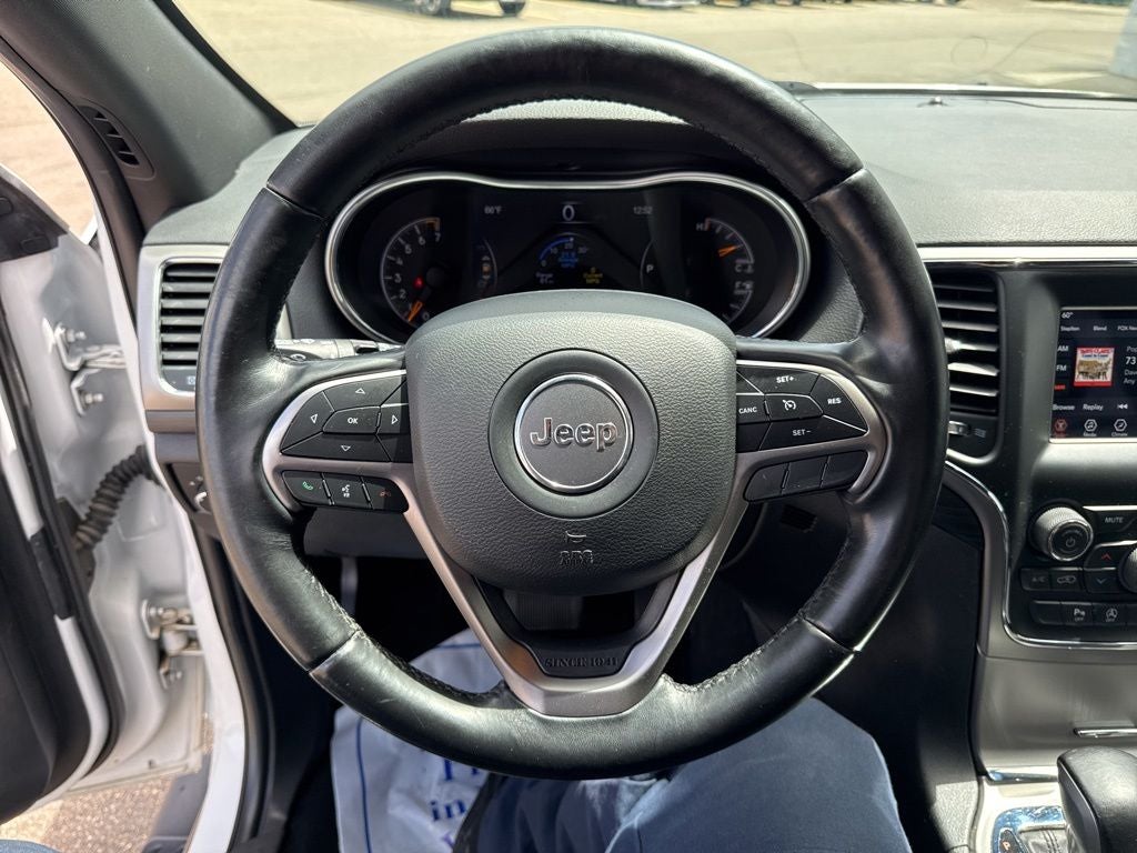 2020 Jeep Grand Cherokee Laredo
