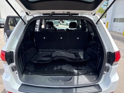 2020 Jeep Grand Cherokee Laredo