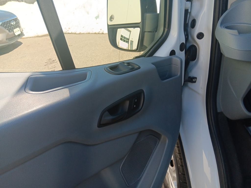 2018 Ford Transit-350 XLT 15 Passenger Van