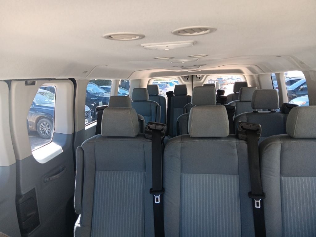 2018 Ford Transit-350 XLT 15 Passenger Van