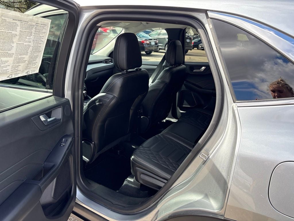 2023 Ford Escape Platinum