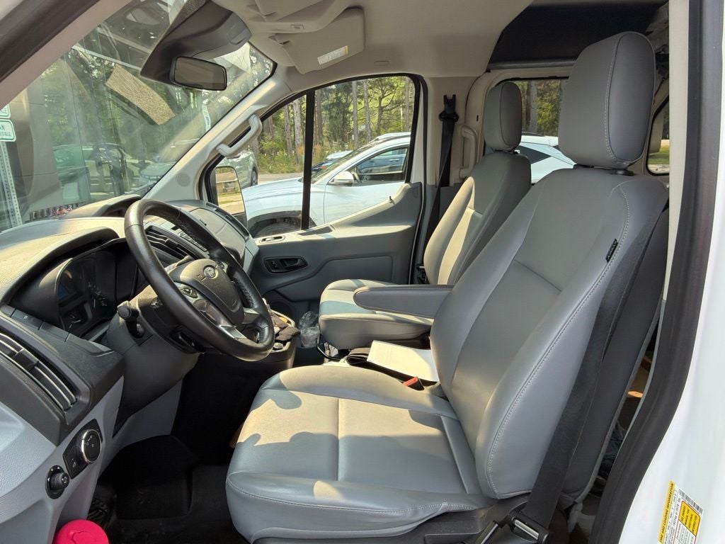 2017 Ford Transit-150 130 WB Low Roof Cargo