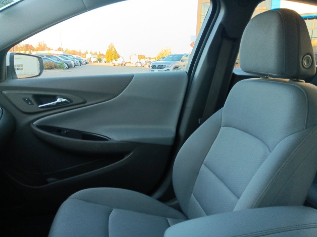 2025 Chevrolet Malibu LT w/1LT