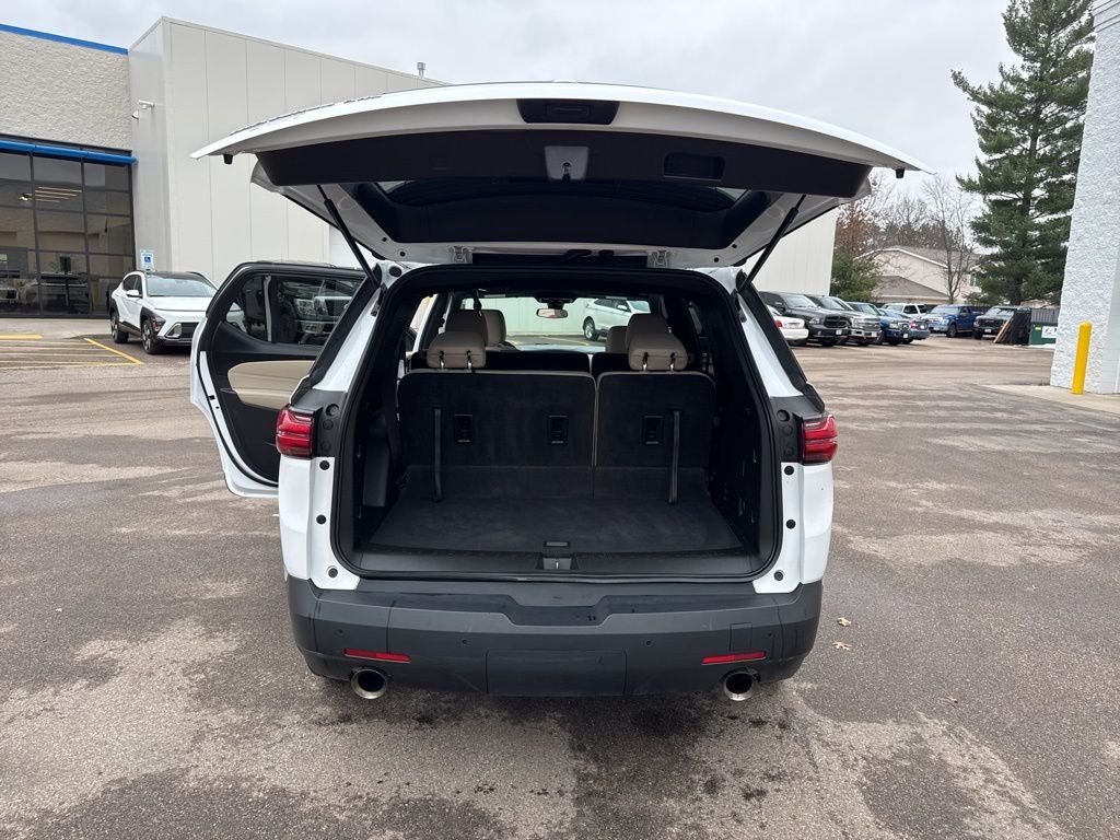 2022 Chevrolet Traverse LS w/1FL