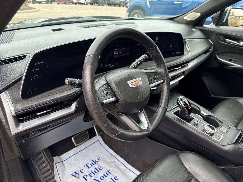 2024 Cadillac XT4 Sport