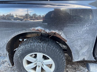 2014 Nissan Titan SV