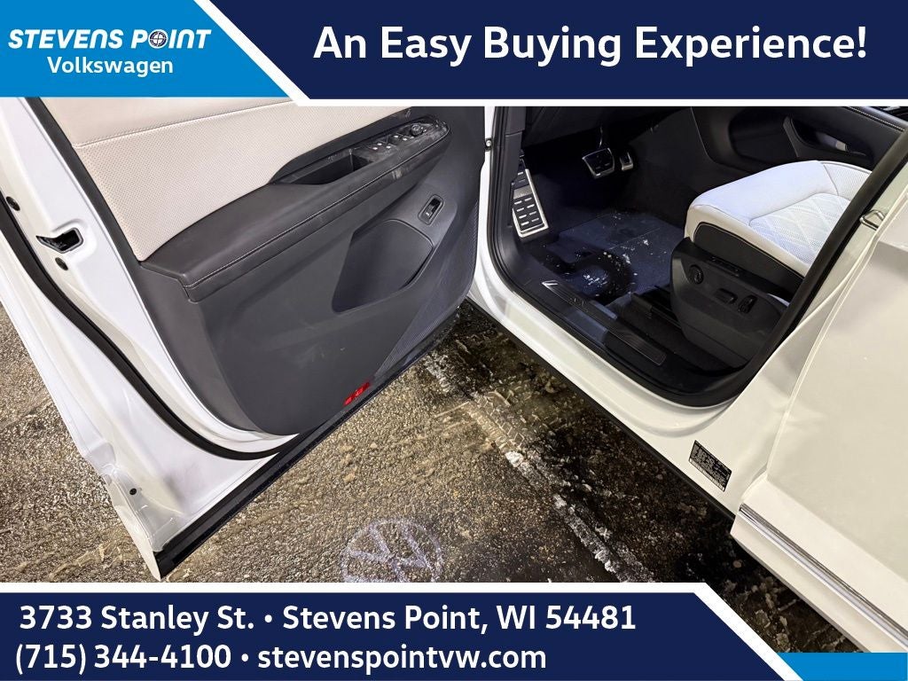 2026 Volkswagen Atlas Cross Sport 2.0T SEL Premium R-Line