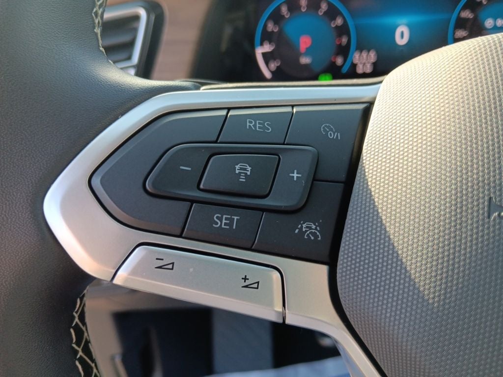 2026 Volkswagen Atlas 2.0T SE w/ Technology