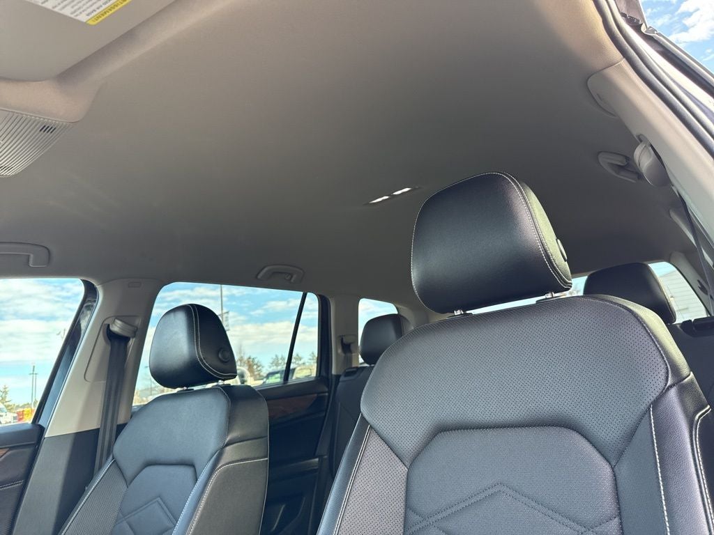 2025 Volkswagen Atlas 2.0T SE w/Technology