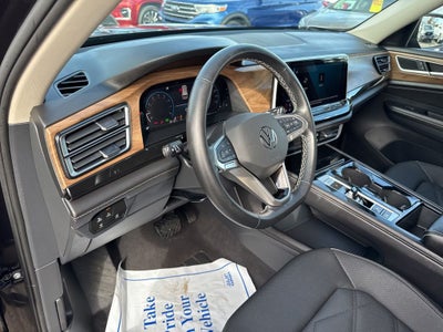 2025 Volkswagen Atlas 2.0T SE w/Technology