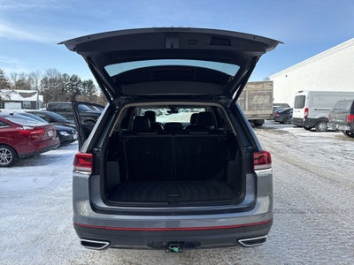 2025 Volkswagen Atlas 2.0T SE w/Technology