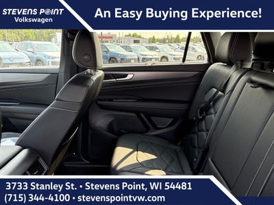 2026 Volkswagen Atlas Cross Sport 2.0T SE w/Technology