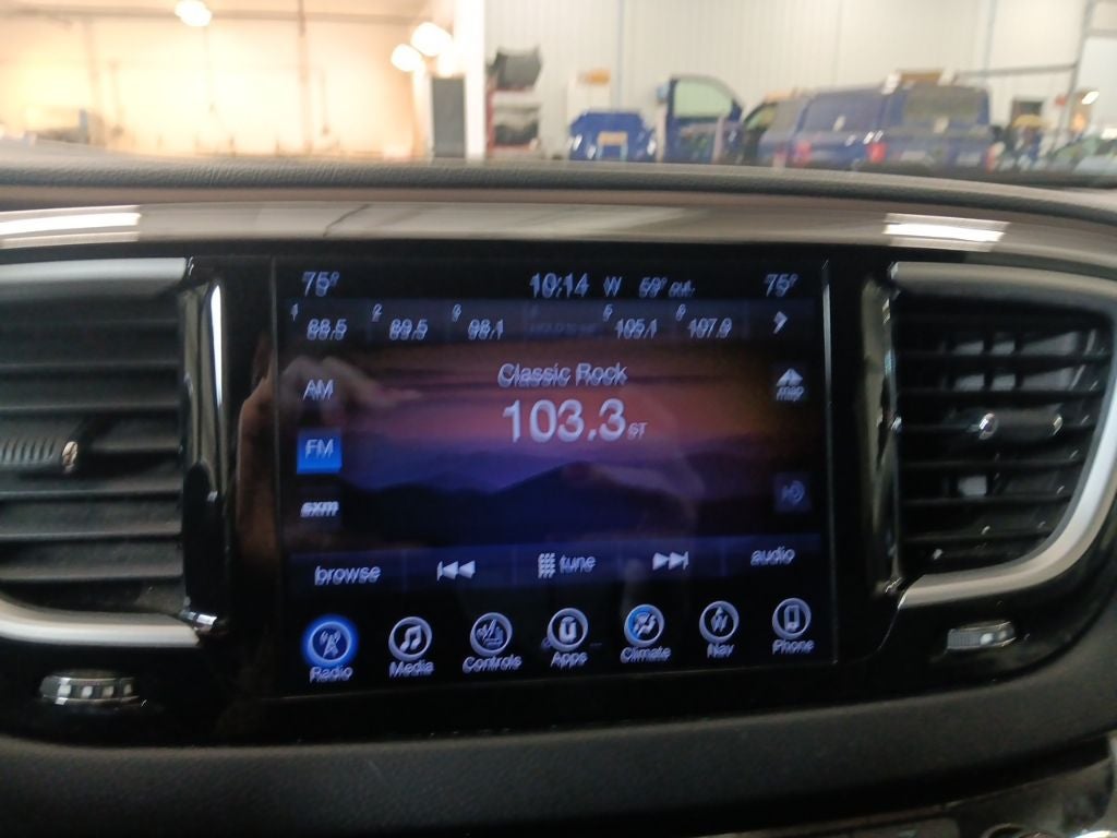 2017 Chrysler Pacifica Touring L