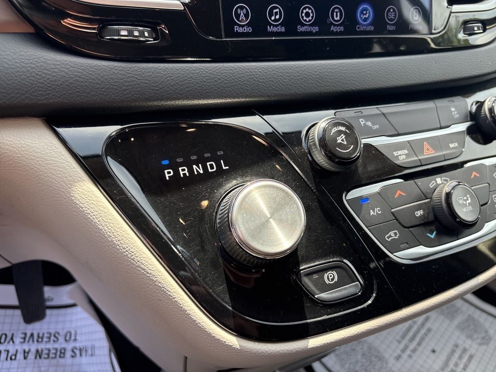 2017 Chrysler Pacifica Touring
