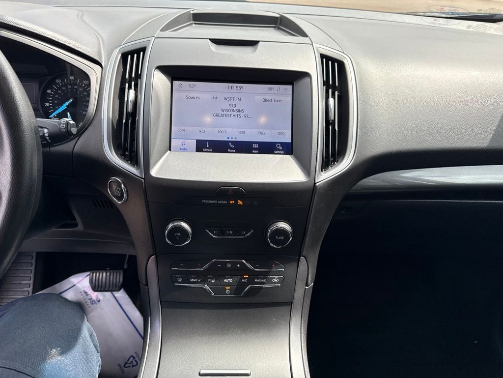 2020 Ford Edge SE