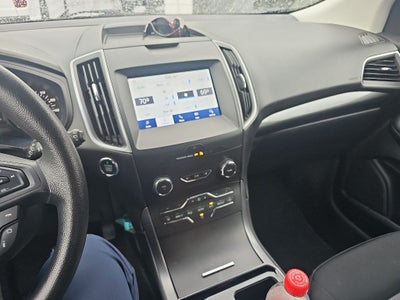 2020 Ford Edge SE