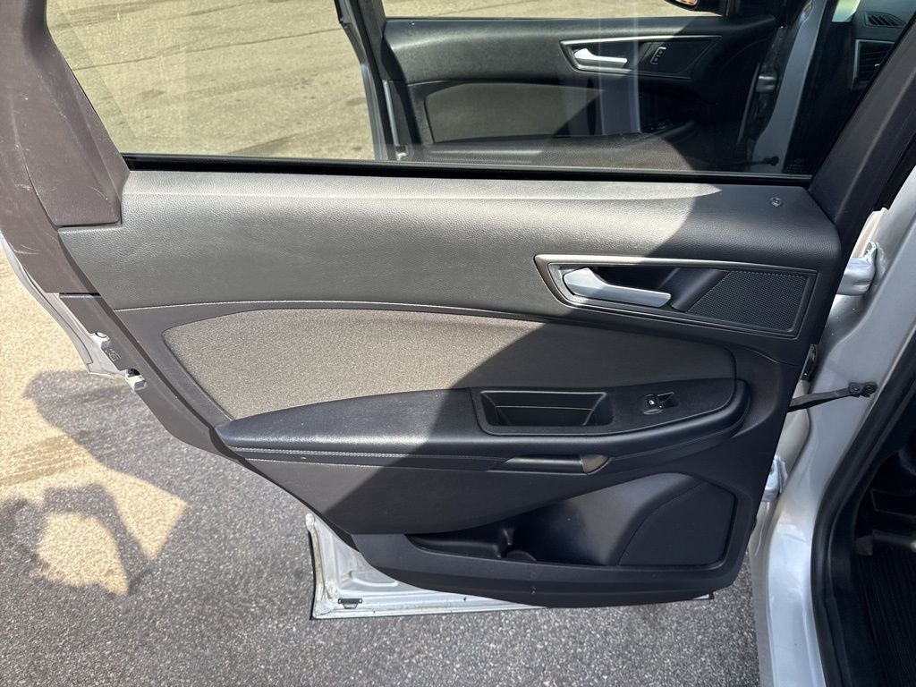 2018 Ford Edge SE