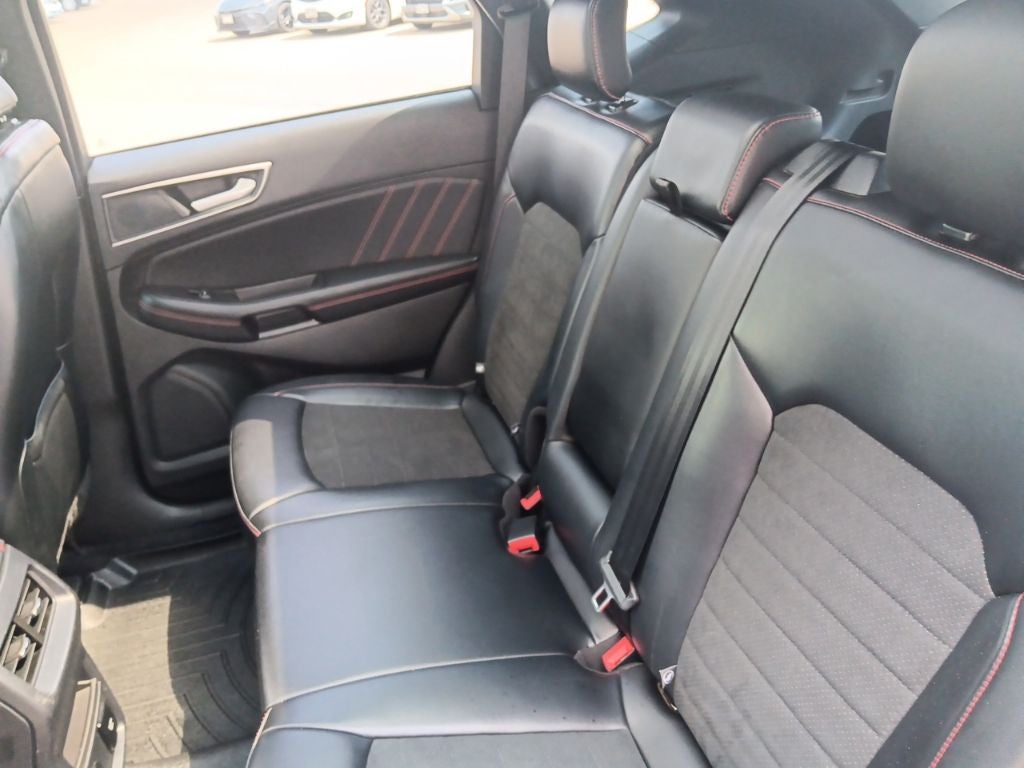 2023 Ford Edge ST Line