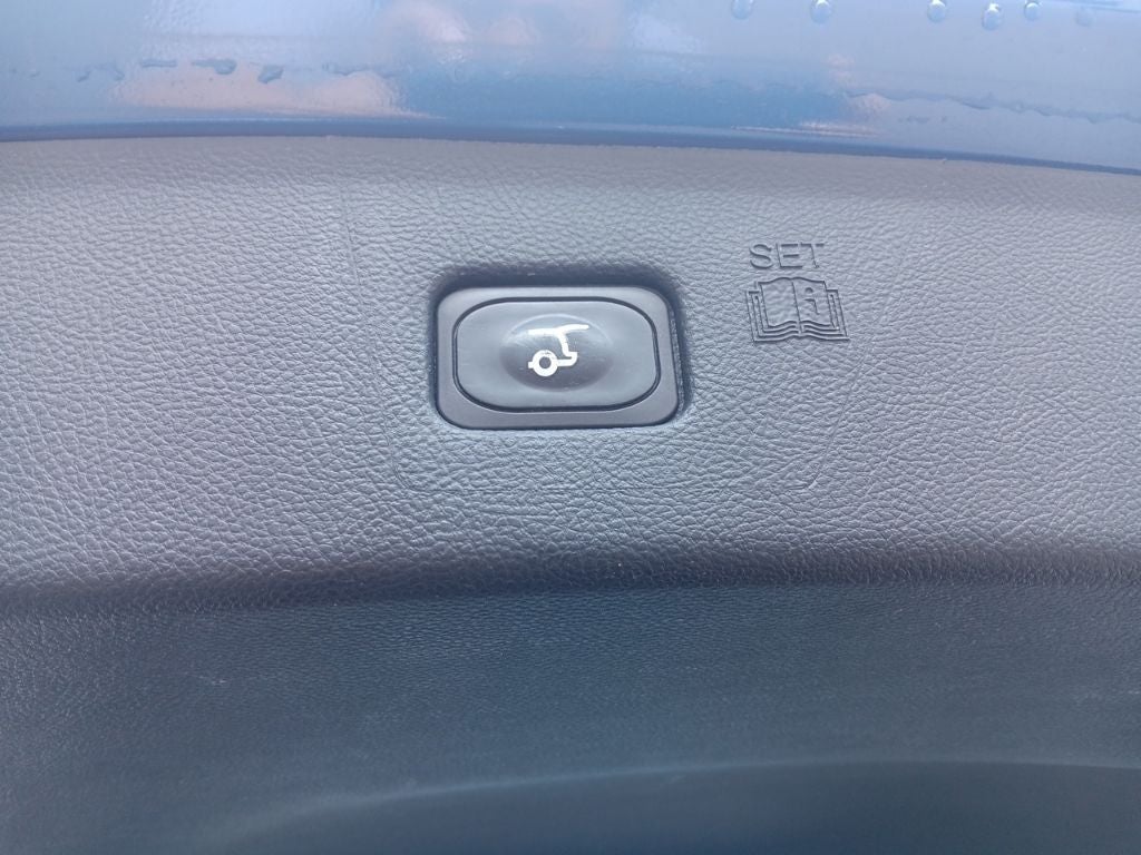 2023 Ford Edge ST Line