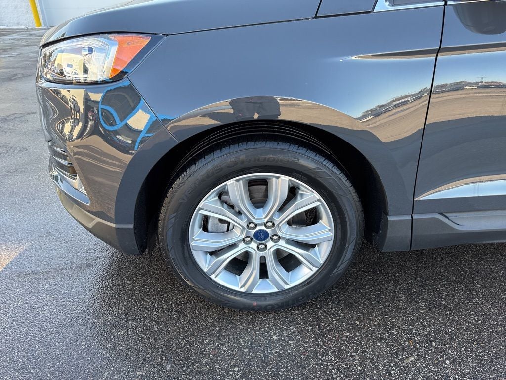 2021 Ford Edge Titanium