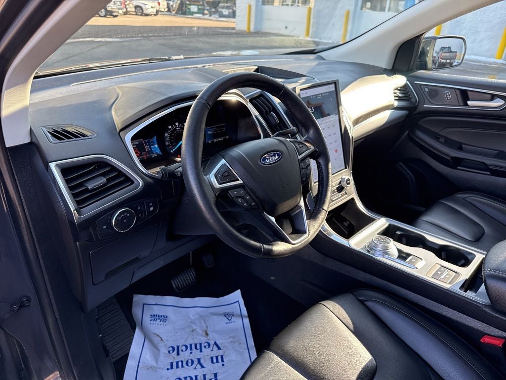 2021 Ford Edge Titanium