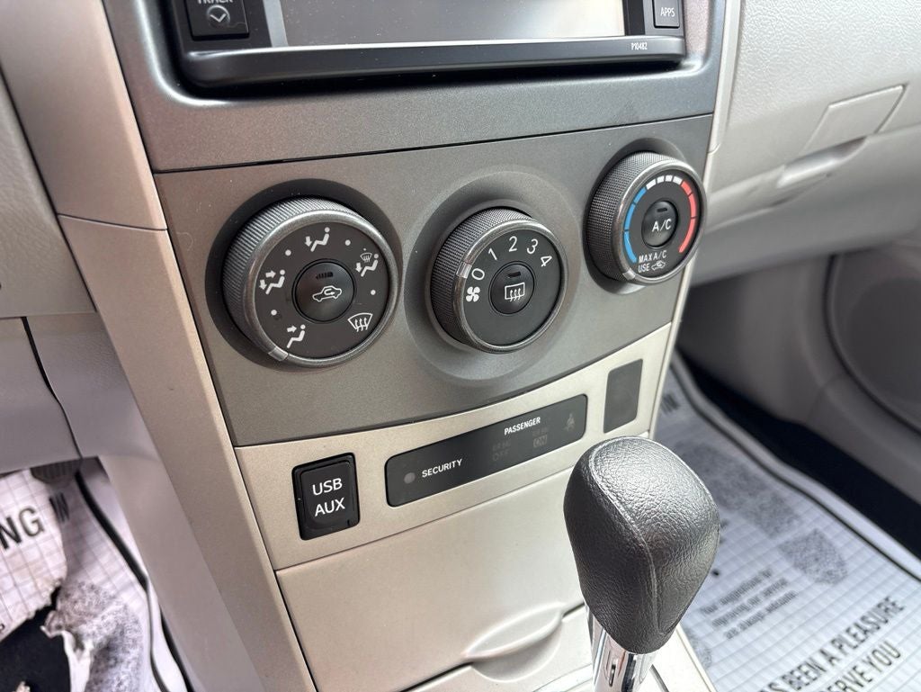 2013 Toyota Corolla LE
