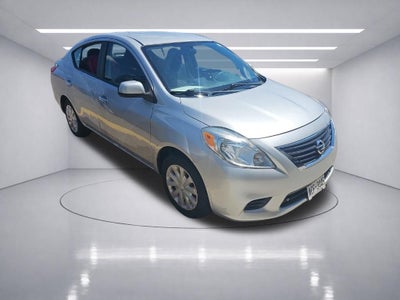 2012 Nissan Versa 1.6 SV