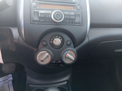 2012 Nissan Versa 1.6 SV