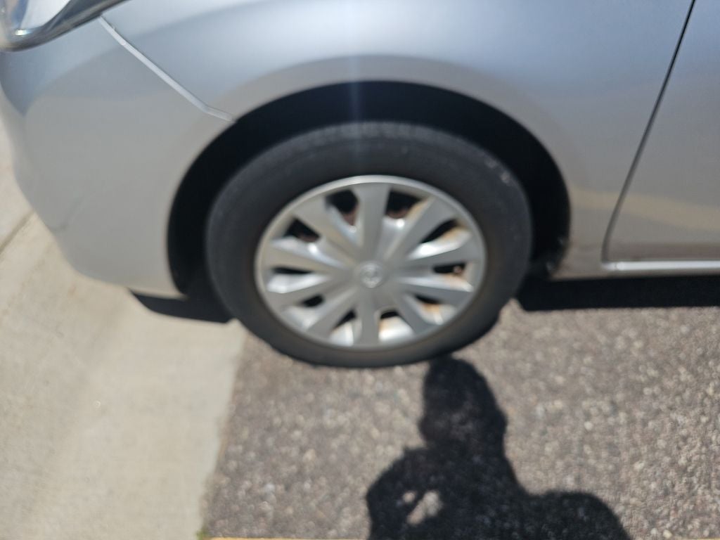 2012 Nissan Versa 1.6 SV