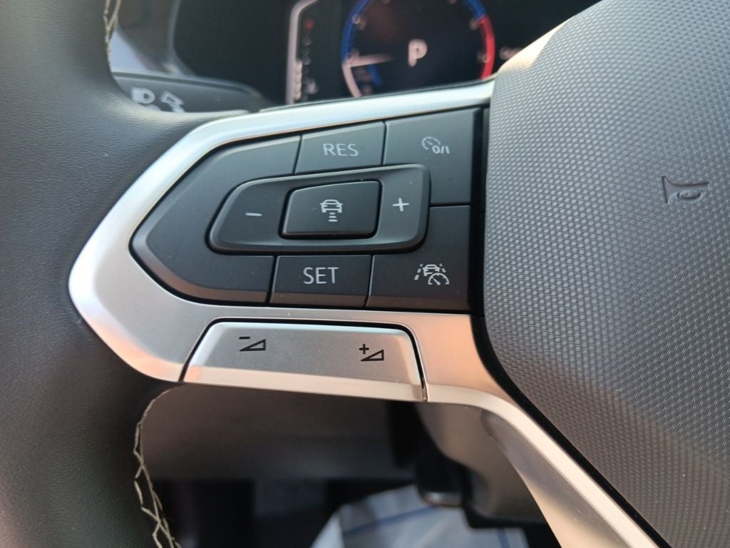 2024 Volkswagen Taos 1.5T SEL
