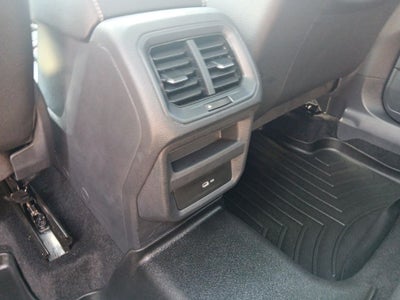 2024 Volkswagen Taos 1.5T SEL