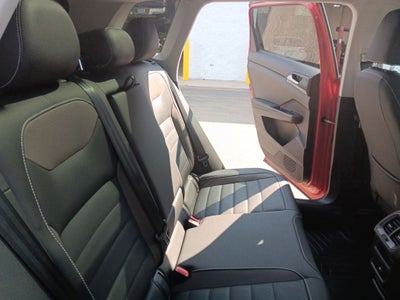 2024 Volkswagen Taos 1.5T SEL