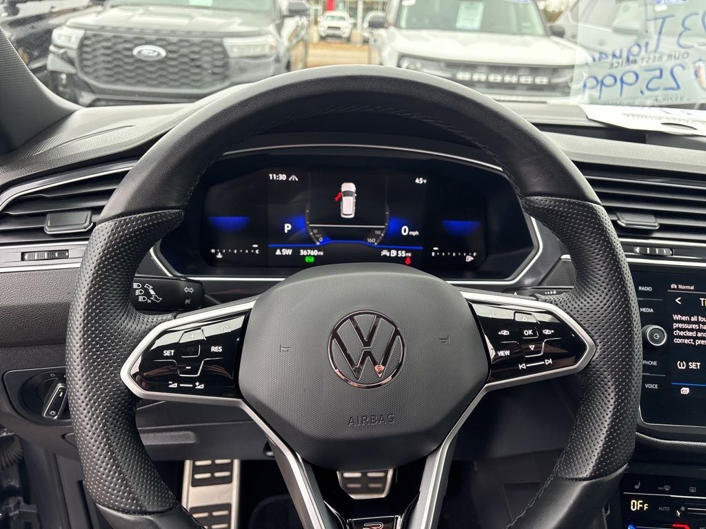2023 Volkswagen Tiguan 2.0T SE R-Line Black