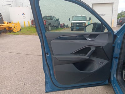 2025 Volkswagen Tiguan 2.0T SE R-Line Black
