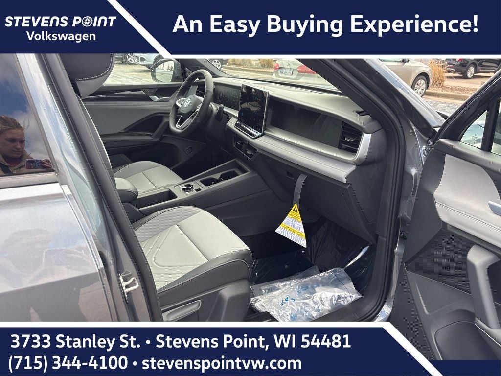 2026 Volkswagen Tiguan SE R-Line Black