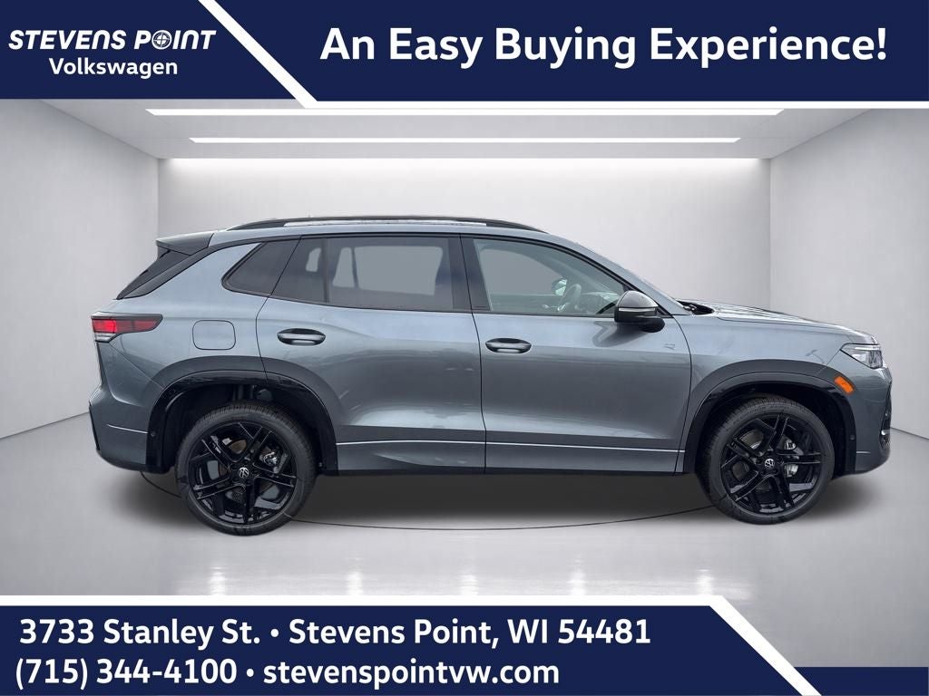 2026 Volkswagen Tiguan SE R-Line Black