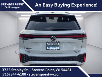 2026 Volkswagen Tiguan SE R-Line Black