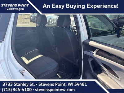 2026 Volkswagen Tiguan SE R-Line Black