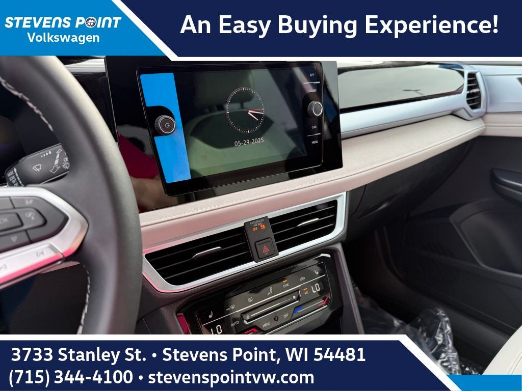 2025 Volkswagen Taos 1.5T SE