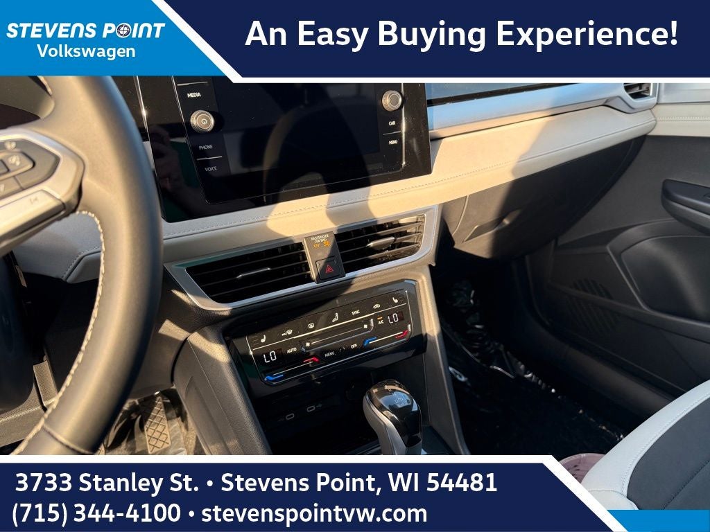 2025 Volkswagen Taos 1.5T SE