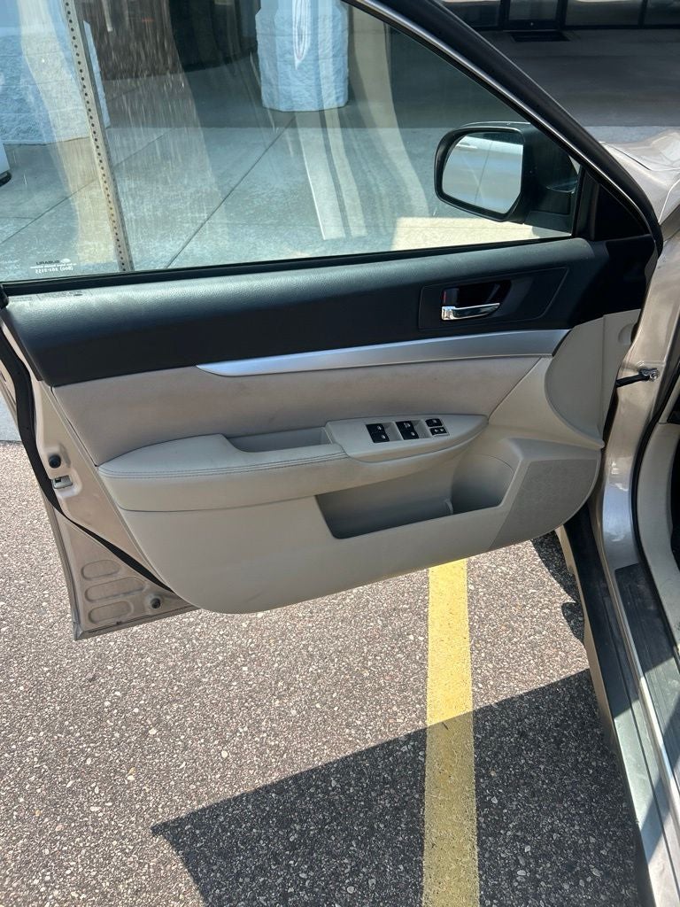 2014 Subaru Outback 2.5i Premium