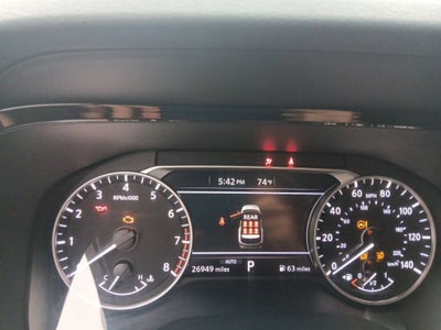 2024 Nissan Pathfinder SV