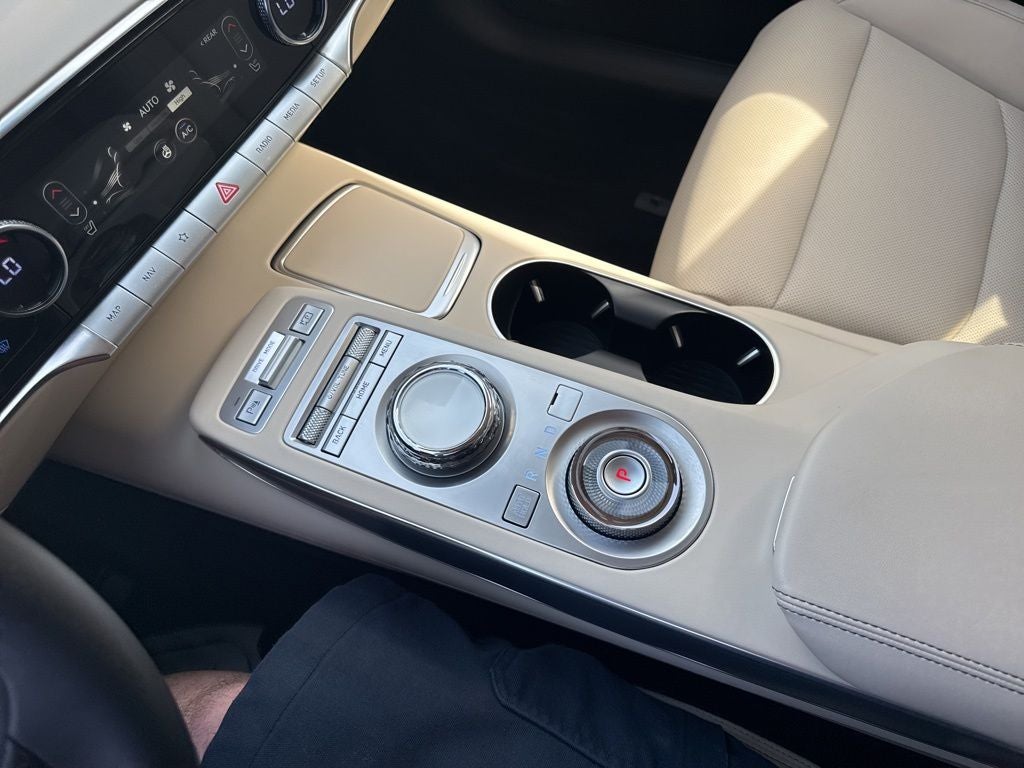 2024 Genesis GV70 2.5T