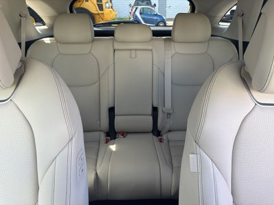 2024 Genesis GV70 2.5T