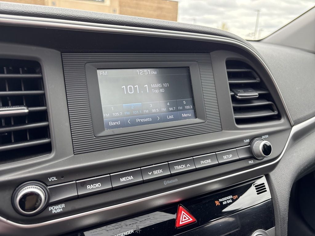 2020 Hyundai Elantra SE