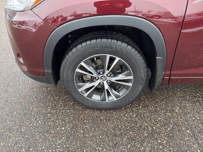 2017 Toyota Highlander LE