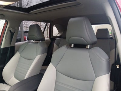 2022 Toyota RAV4 Hybrid XLE Premium