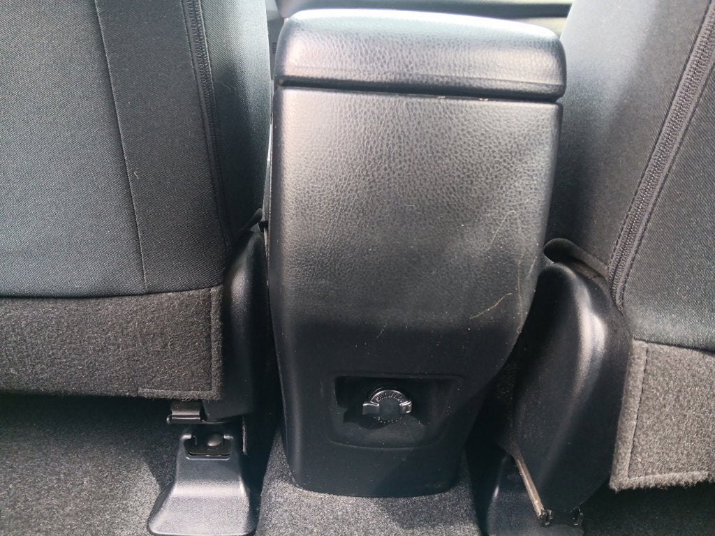 2018 Toyota RAV4 Hybrid LE Plus