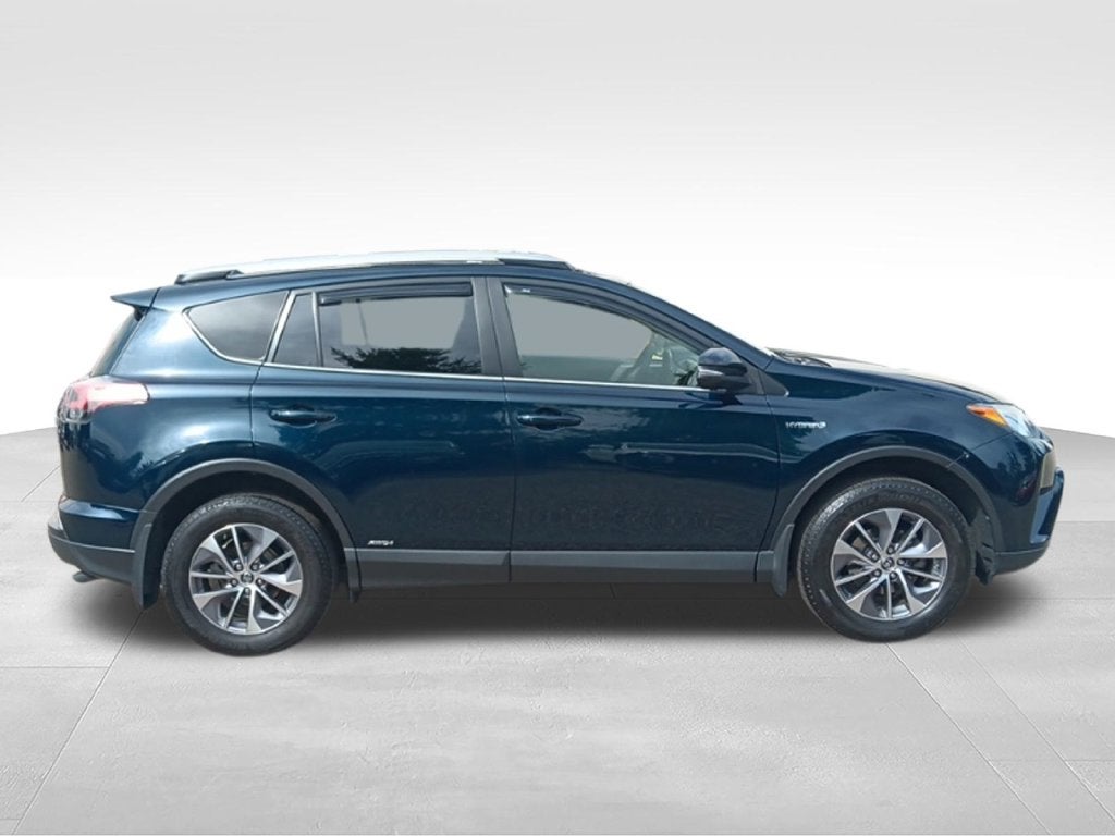 2018 Toyota RAV4 Hybrid LE Plus